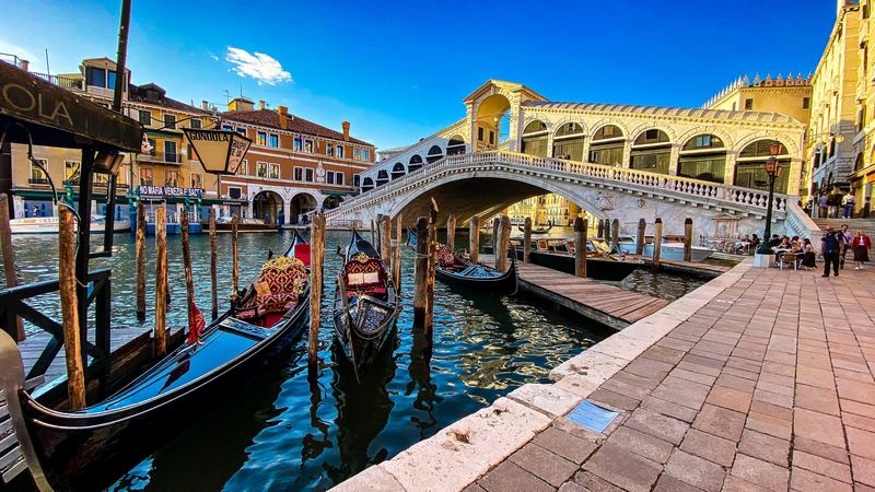 Rialtobrücke in Venedig, Fabian Keller (Unsplash)